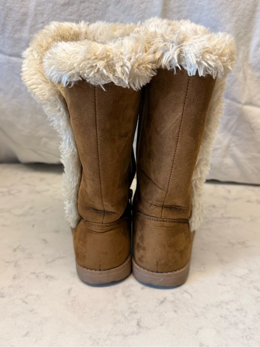 Cat & Jack Kids Brown Faux-Suede Fur-Lined Boots